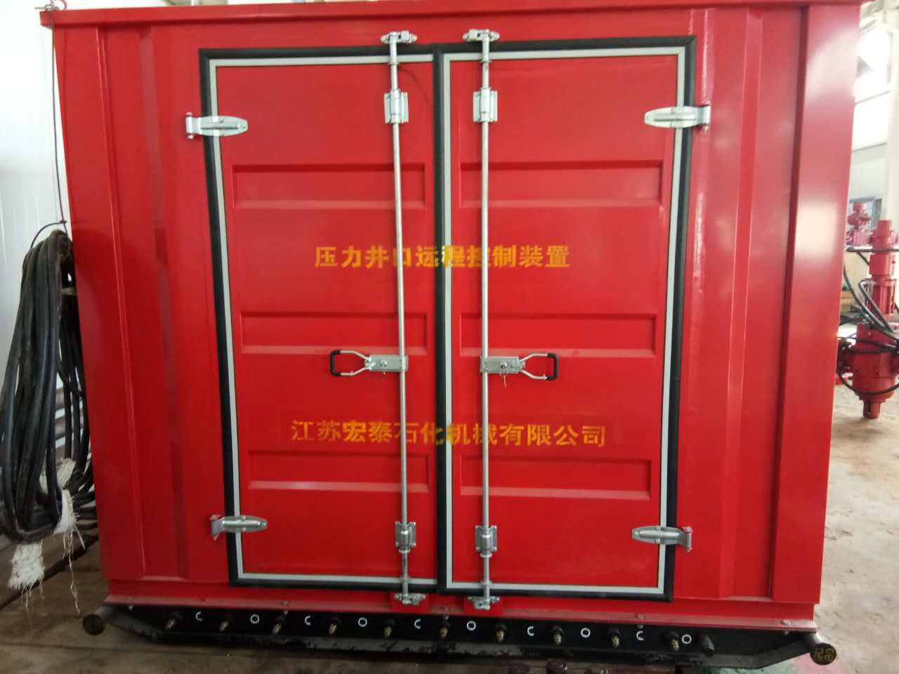 集装箱“箱”房